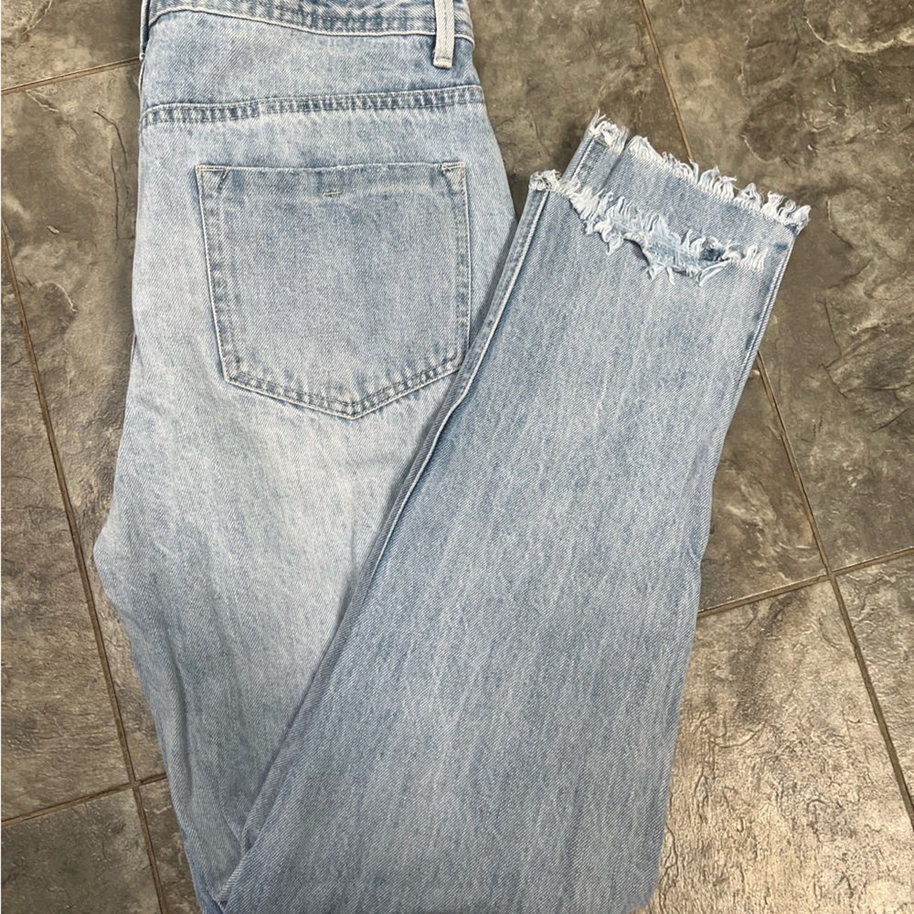 Jeans - Picture 3 of 4